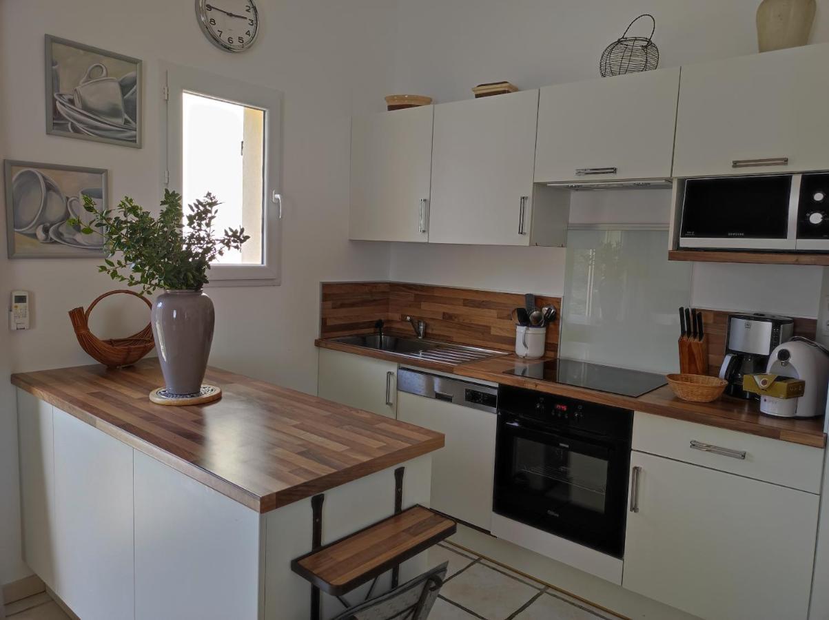 Les Aludes Villa La Destrousse ภายนอก รูปภาพ
